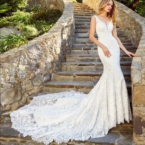 H1352 Moonlight Couture